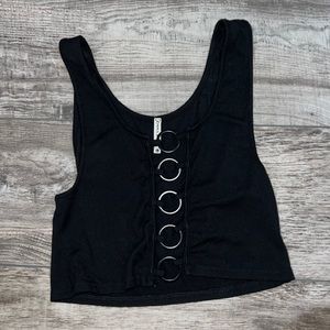 Emma & Sam crop ring top